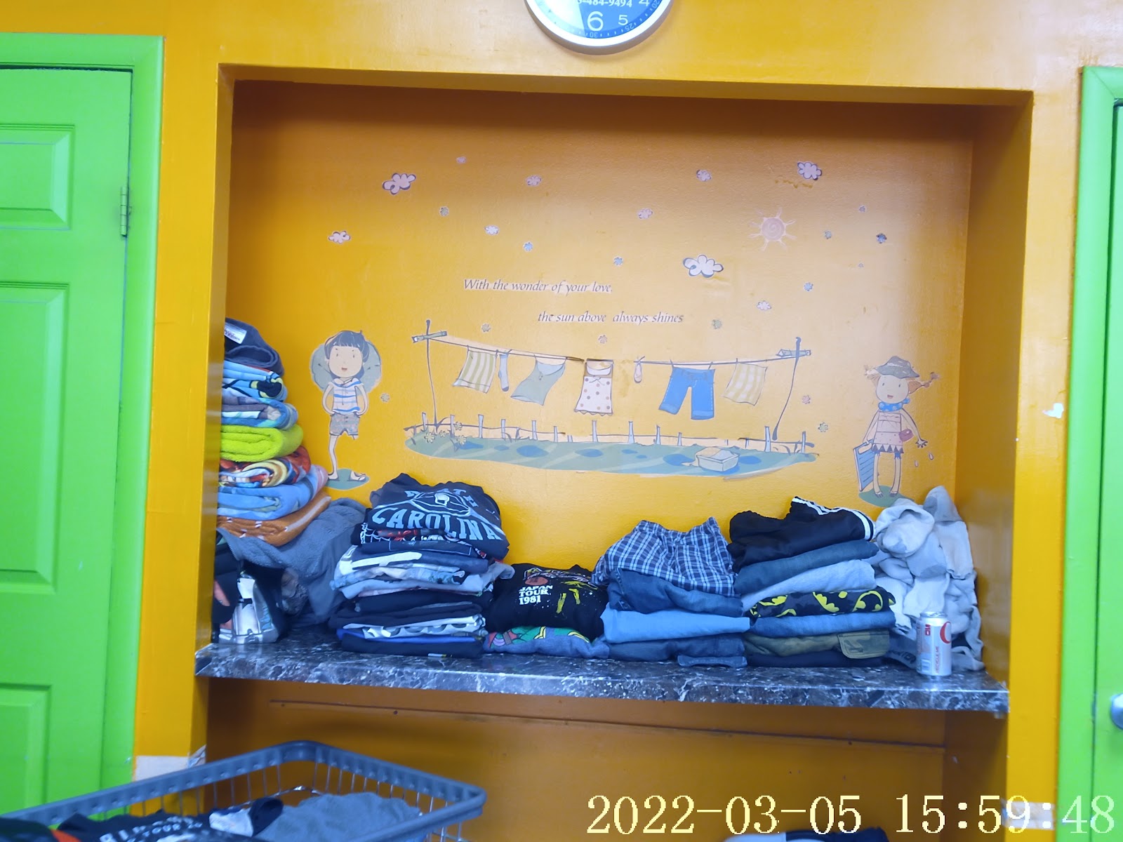 199 Smile Laundromat