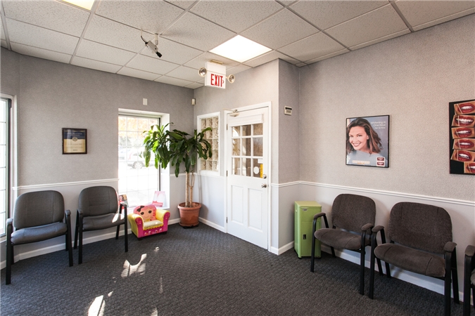 Advanced Dental. Dr. Peter D Tsambazis DMD