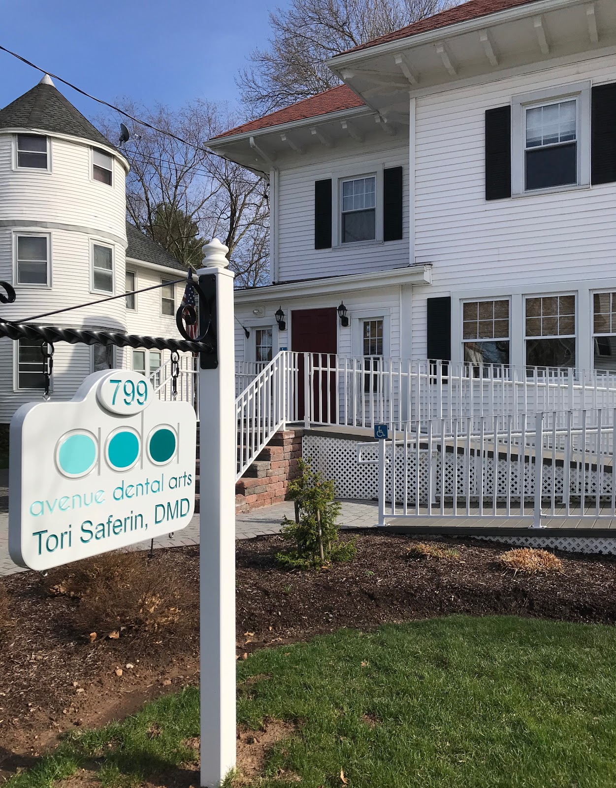 Avenue Dental Arts - West Hartford Dentist