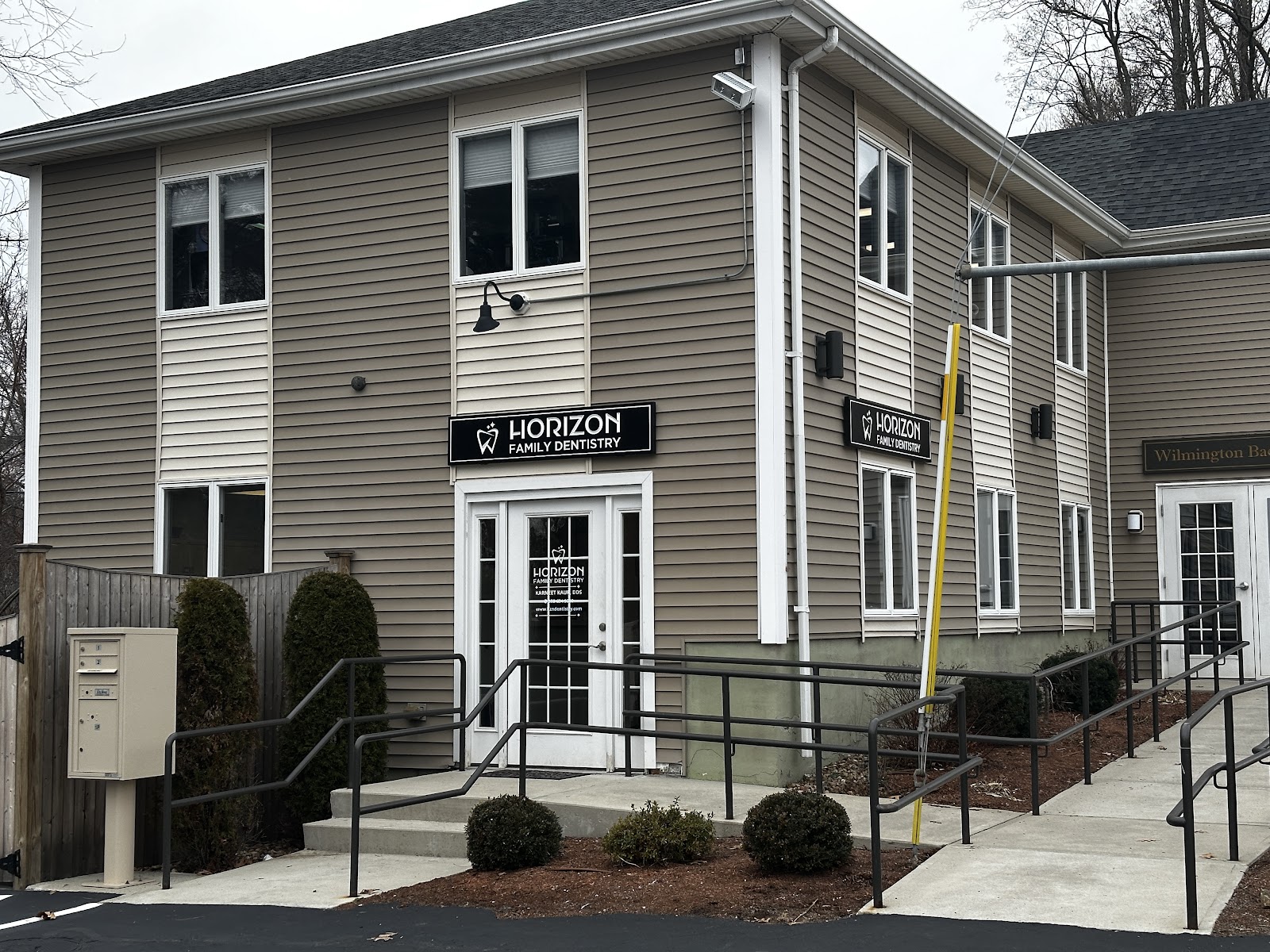 Horizon Family Dentistry Wilmington MA - Karneet Kaur, DDS