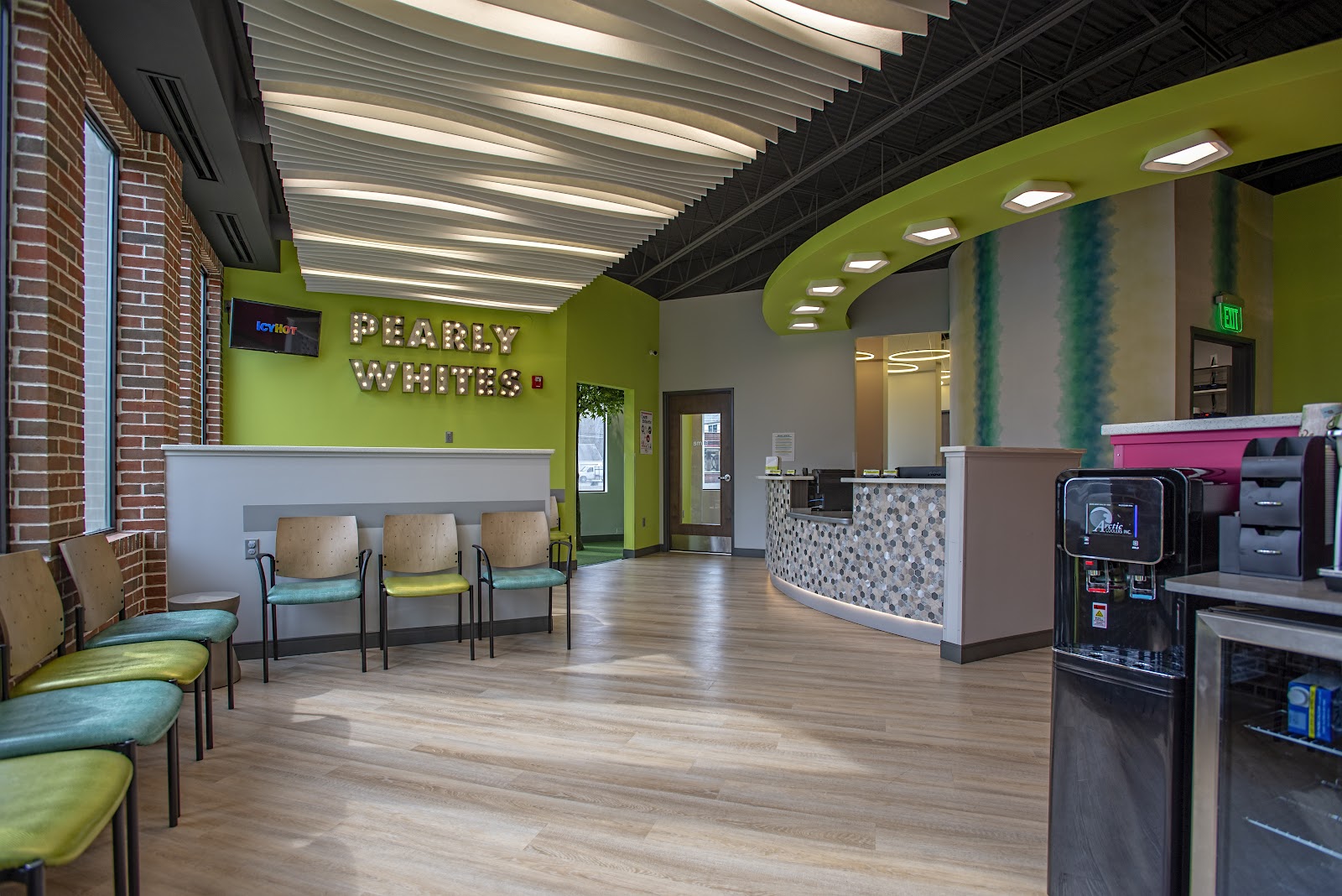 Pearly Whites Dentistry