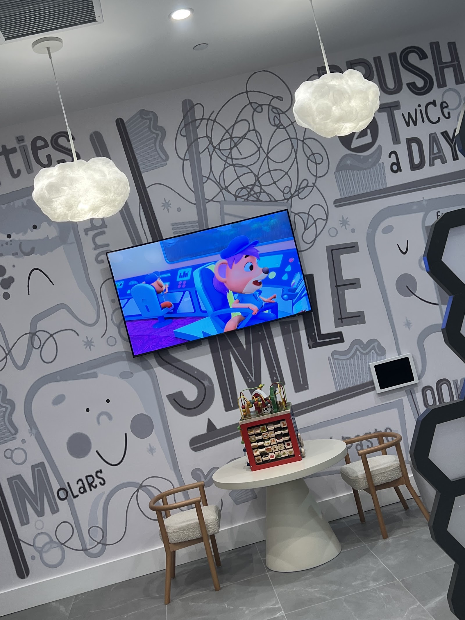 Pristine Pediatric Dentistry - Dr. Leona Kotlyar DDS